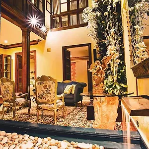 Hotel The Orchids
