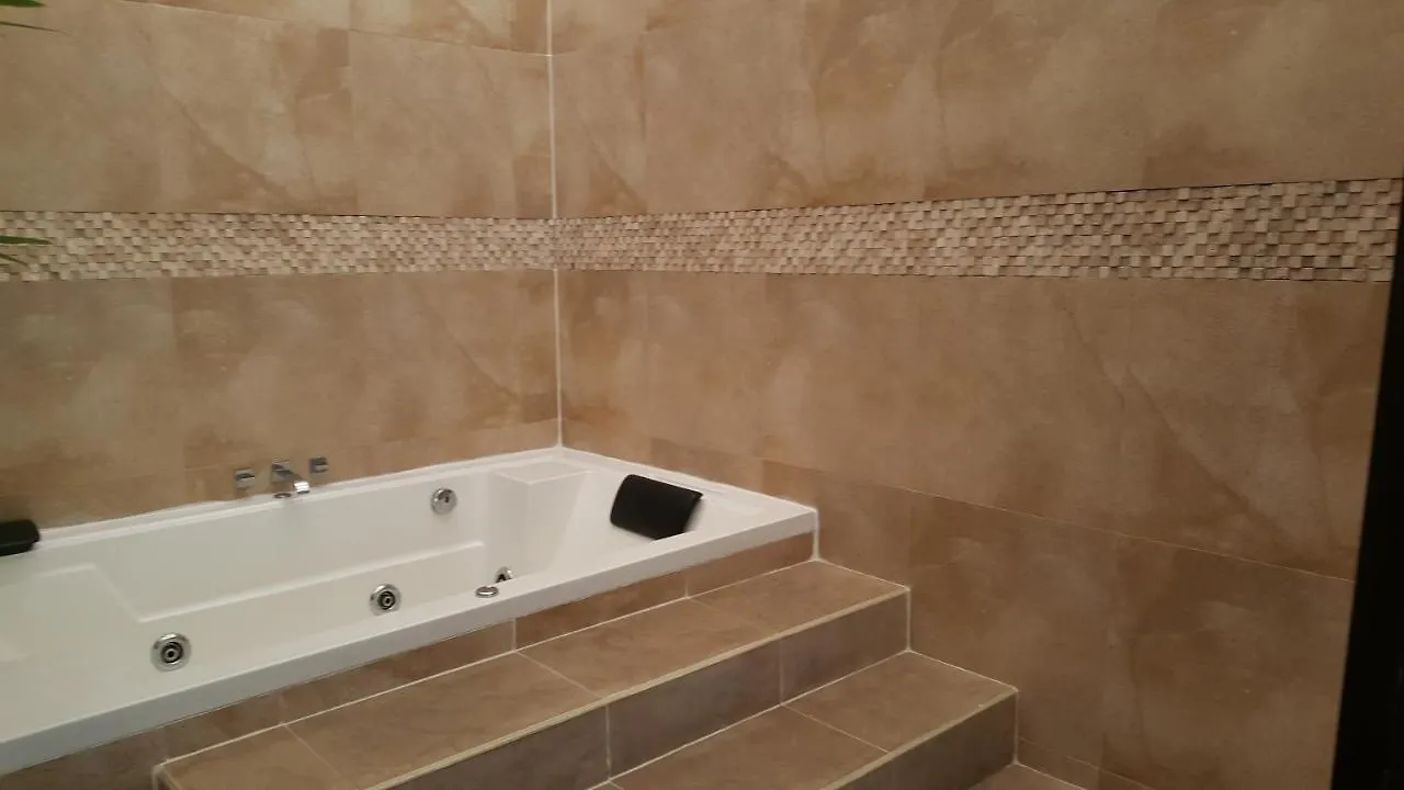 Suites 109 Gh Usaquen Bogota Hotel